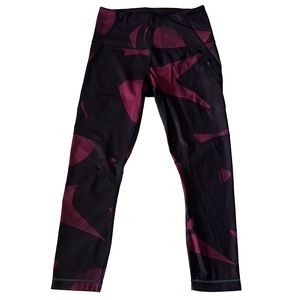 Lululemon high rise cropped legging size 4